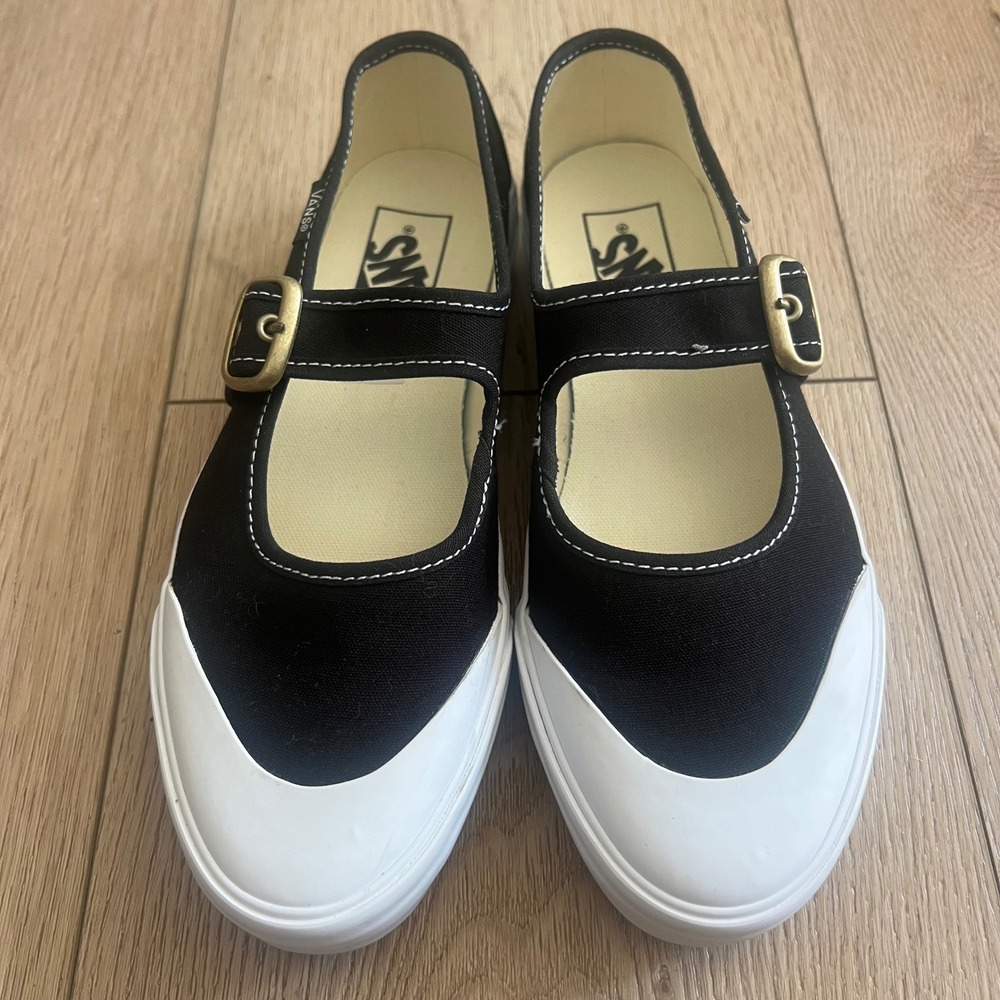 Vans NWOB Mary Jane Canvas Sneakers Black White Buckle Strap Women 7